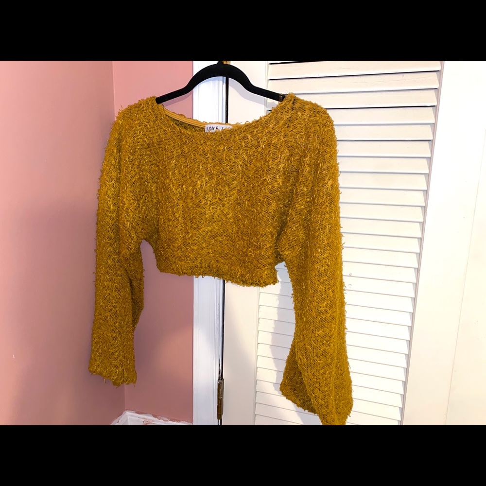 Sweater Crop Top